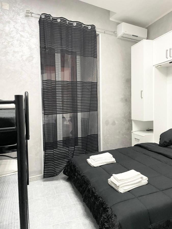 דירות נאפולי Da Concettina House מראה חיצוני תמונה