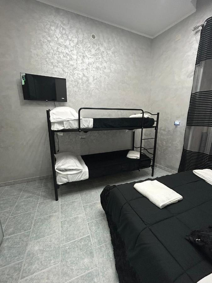 דירות נאפולי Da Concettina House מראה חיצוני תמונה