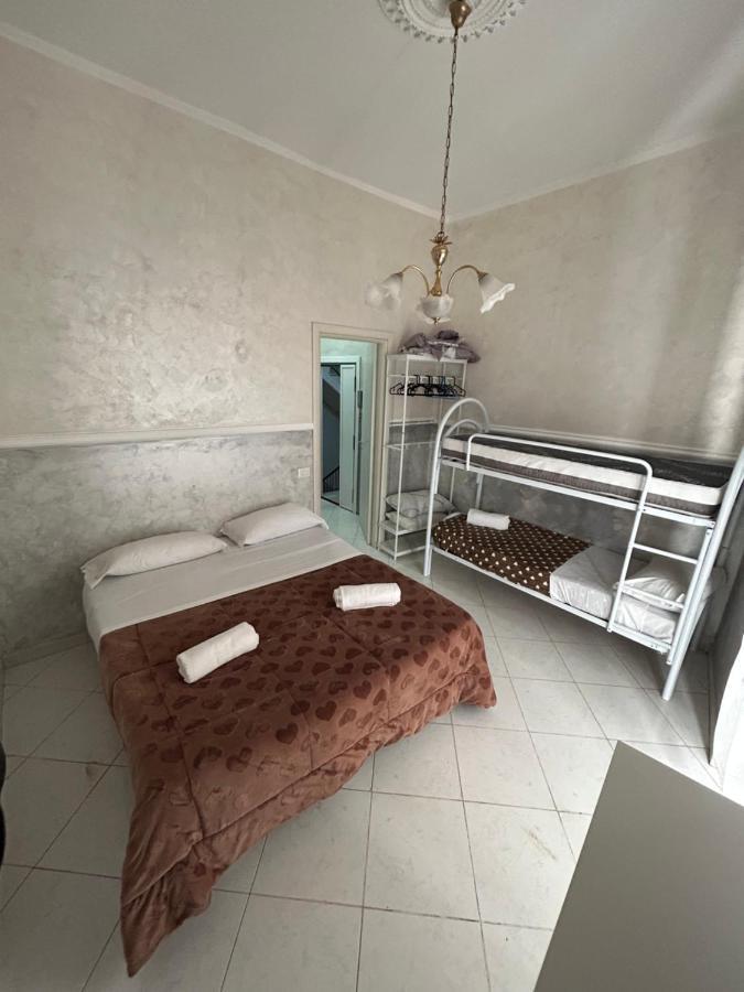 דירות נאפולי Da Concettina House מראה חיצוני תמונה